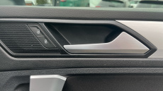 Volkswagen Tiguan 2.0 TDi 150 4Motion SE Nav 5dr Diesel Estate